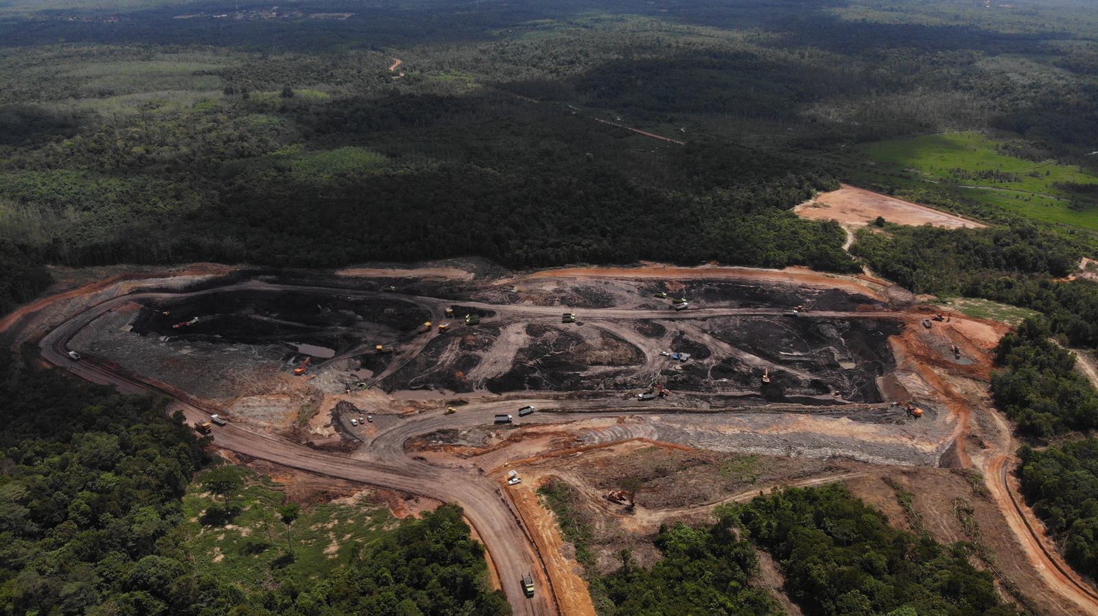 Coal mining operations at Trimata Benua